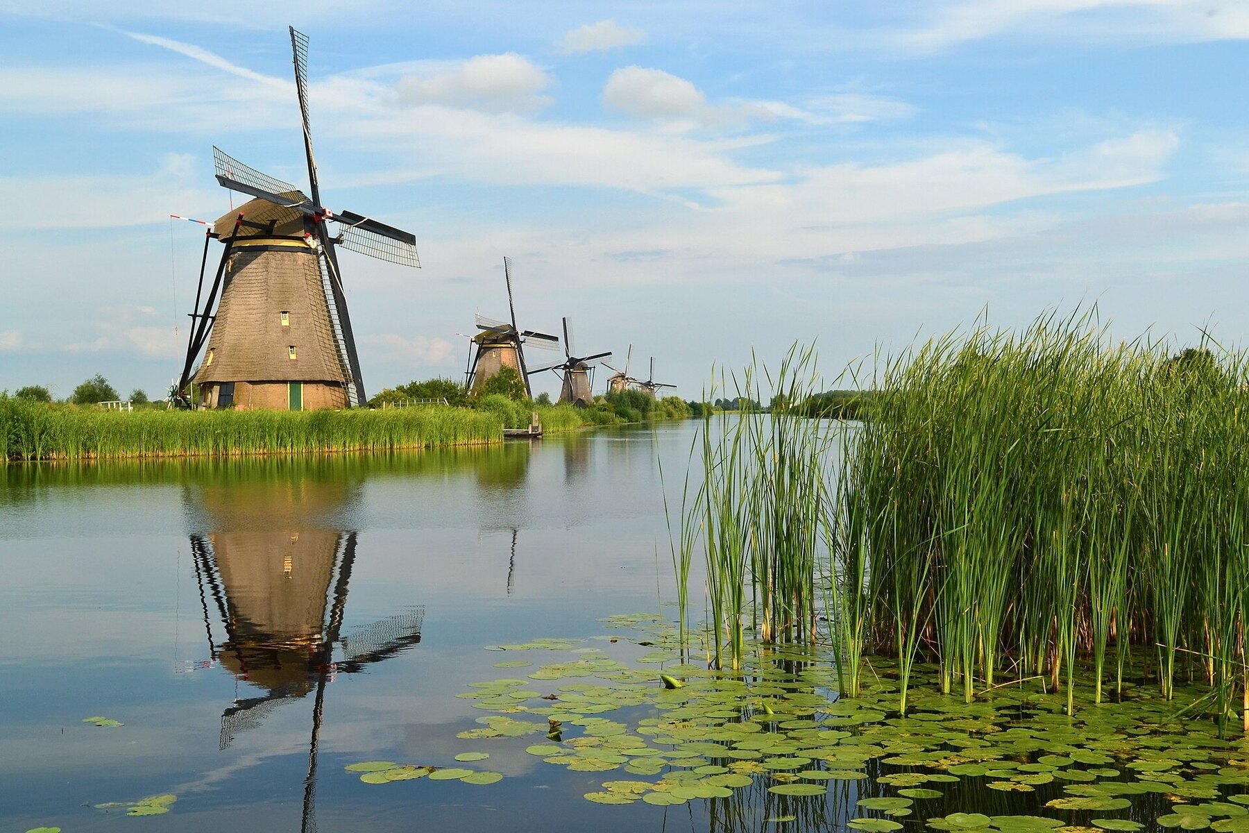 Netherlands travel guide image 2